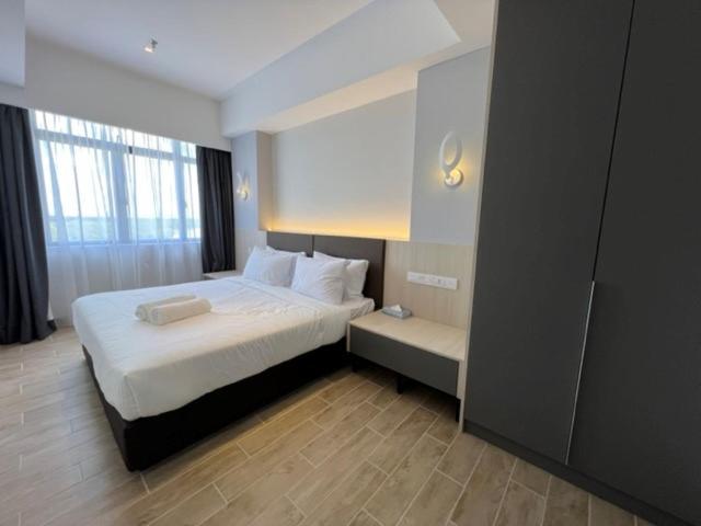 Amverton Cove Golf & Island Resort Banting  Extérieur photo