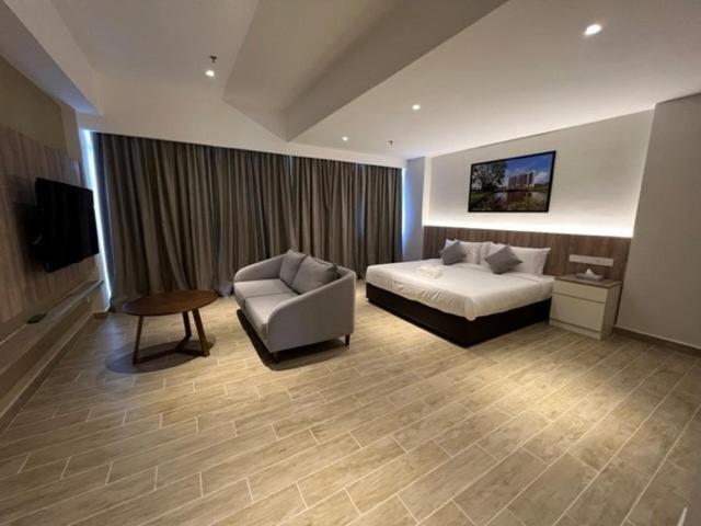 Amverton Cove Golf & Island Resort Banting  Extérieur photo