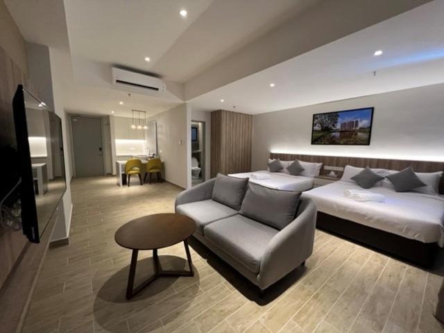 Amverton Cove Golf & Island Resort Banting  Extérieur photo