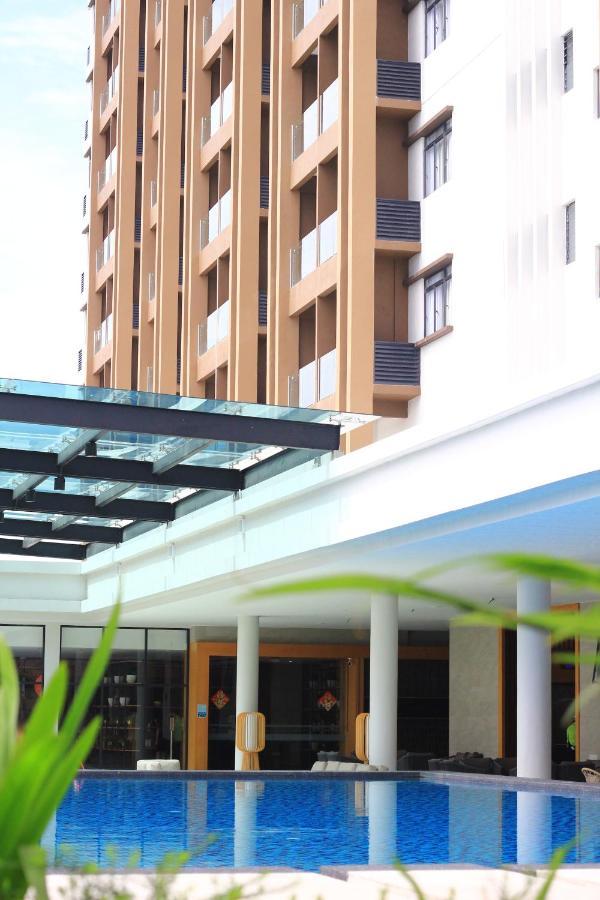 Amverton Cove Golf & Island Resort Banting  Extérieur photo