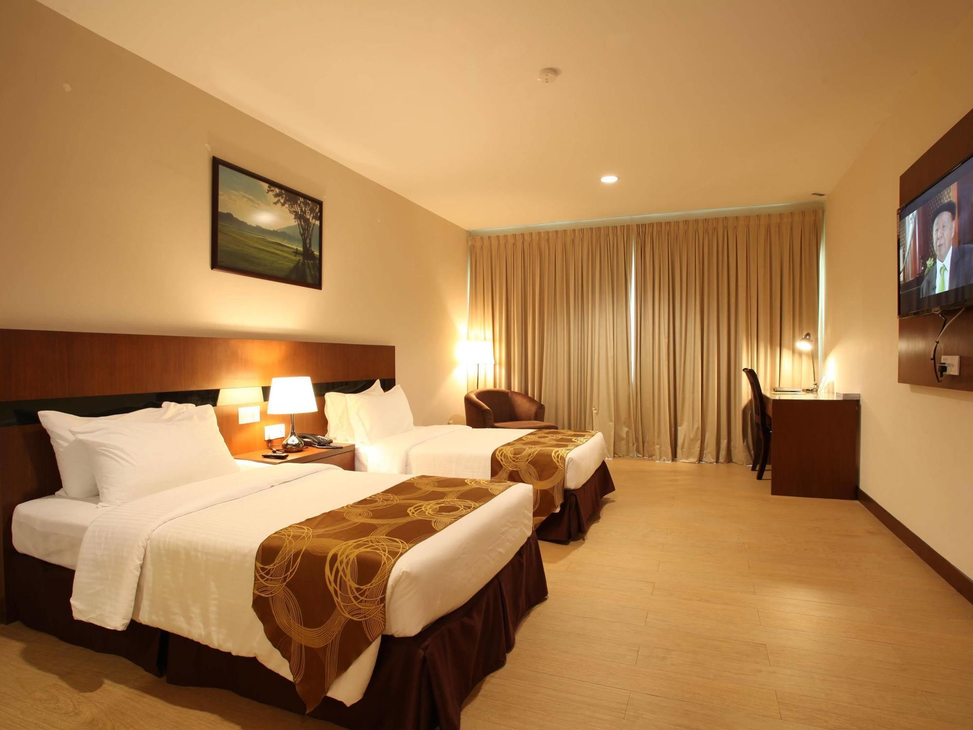Amverton Cove Golf & Island Resort Banting  Extérieur photo